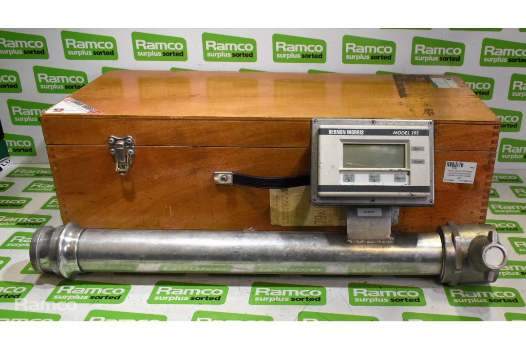 Vernon Morris 202D stand pipe field mounting rate totaliser unit with wooden case - Image 3 of 10