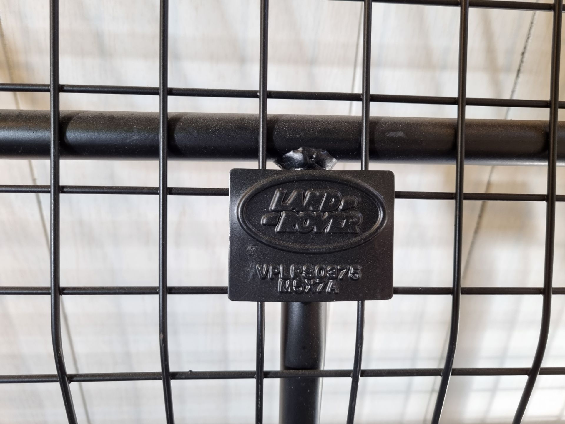 Land Rover Discovery 5 rear guard cage - VPLRS0375M5X7A - Image 4 of 4