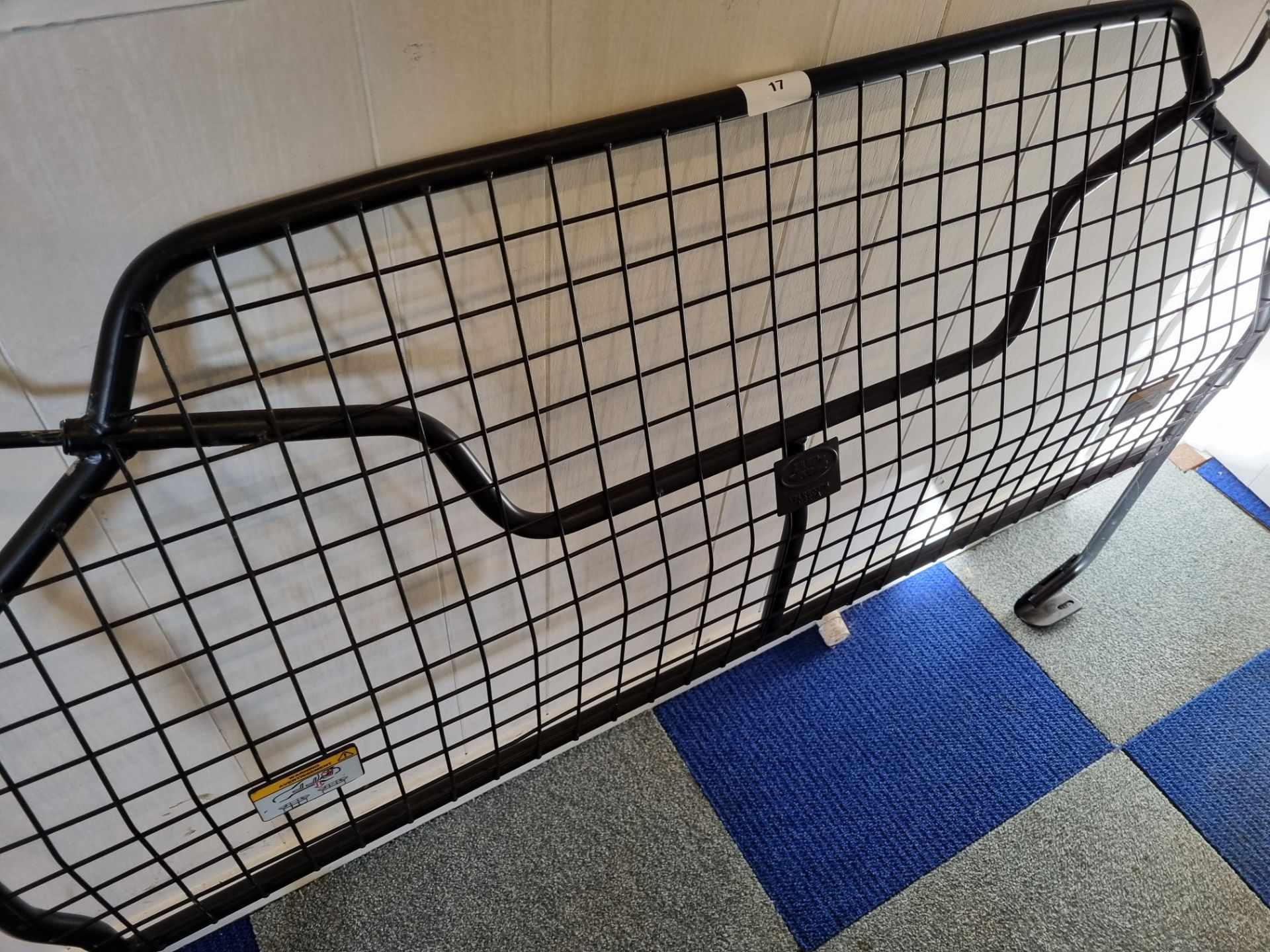 Land Rover Discovery 5 rear guard cage - VPLRS0375M5X7A - Image 3 of 4