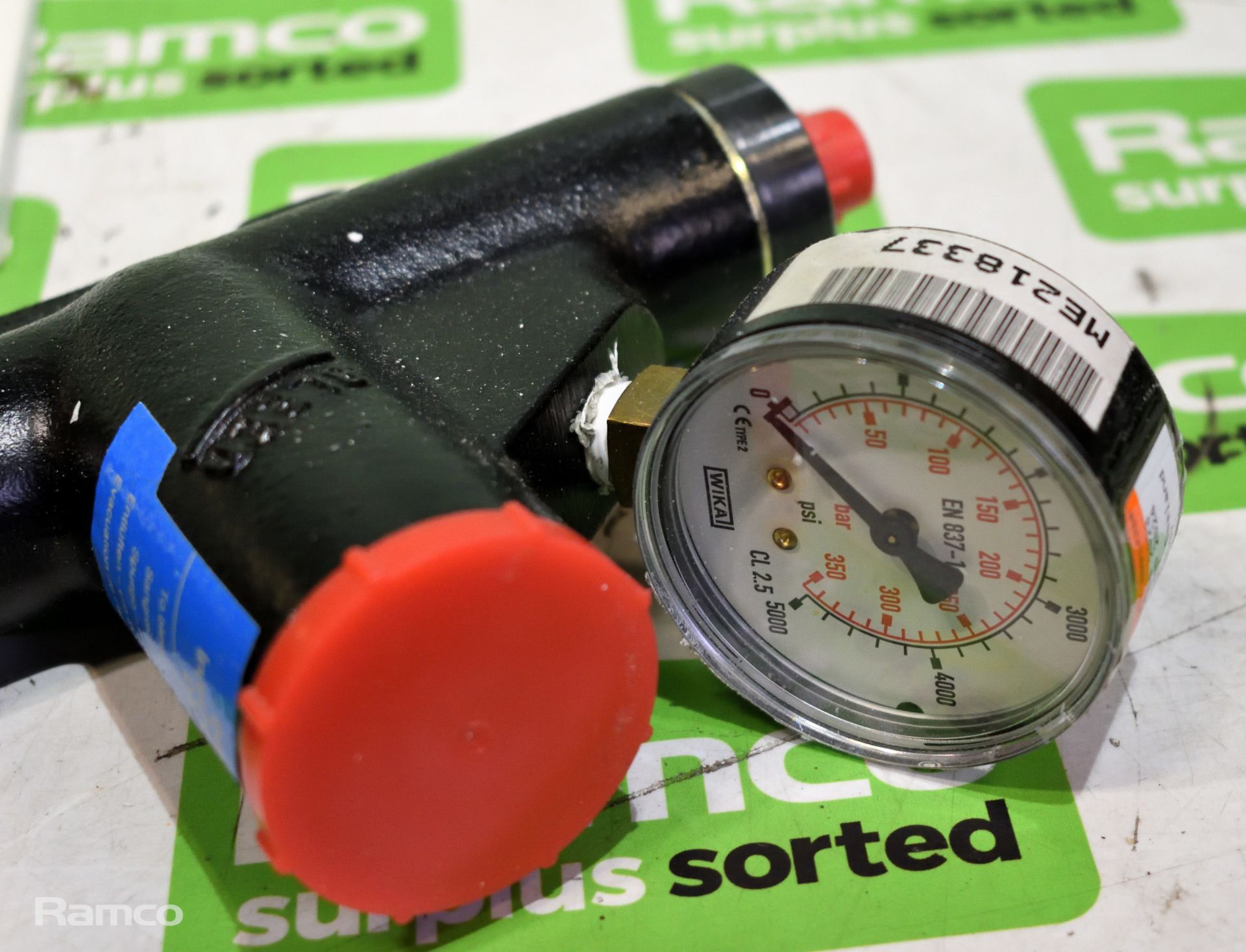 2x Dieseltune DX710 diesel injector testers - Image 8 of 10