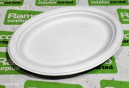 Huhtamaki Chinet moulded plates - 260 x 190mm - 6 boxes (560 pieces per box)