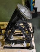 Portable floor type floodlight - 74DC - 10A