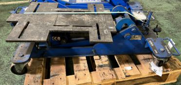 1000kg floor type transmission jack - L 1170 x W 550 x 420mm