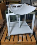 M.C. Air Filtration Ltd filter changing table - L 1080 x W 820 x H 950-1220mm