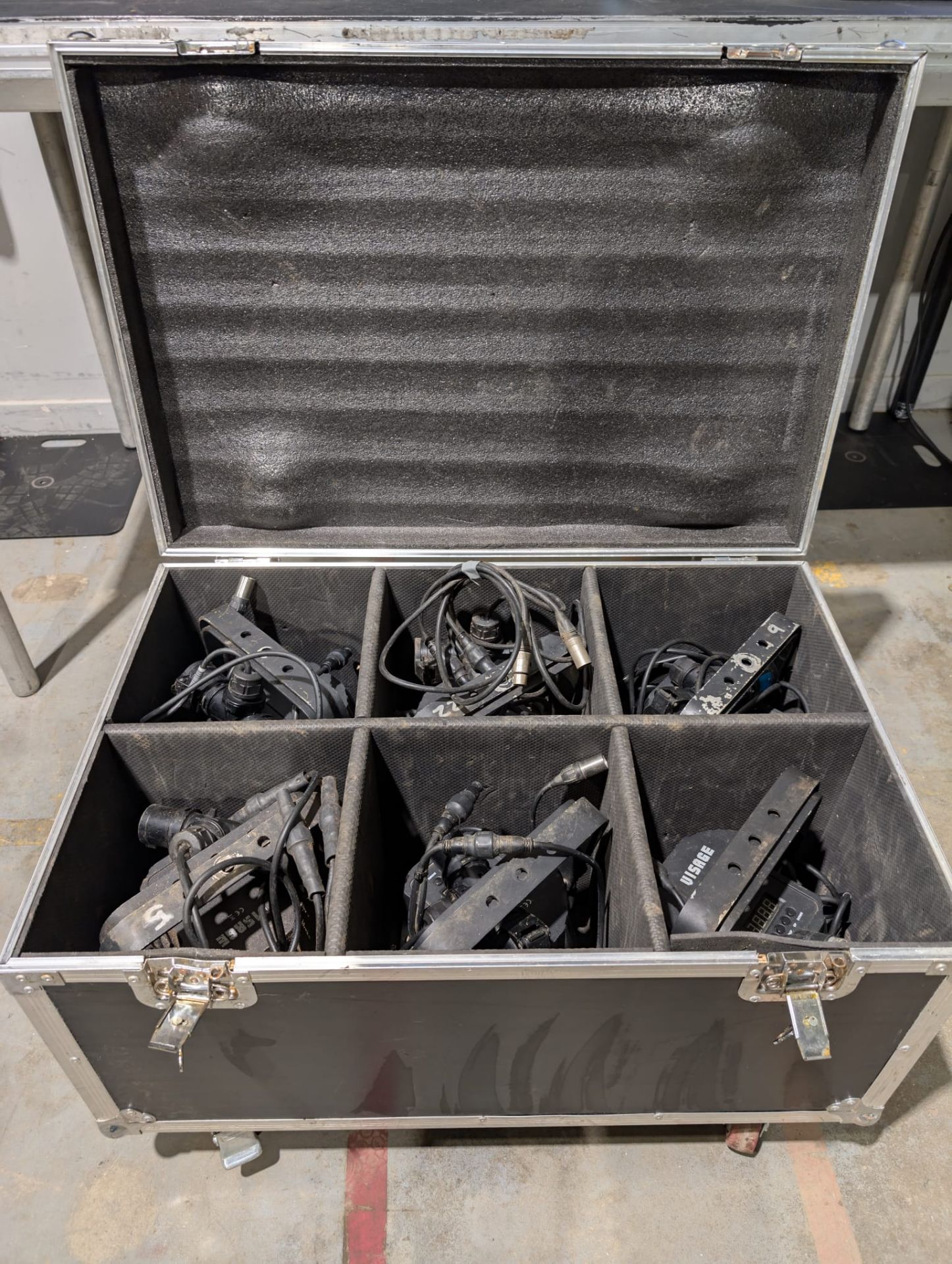 Set of 6x Visage LED Par (RGBWA+UV) IP65 including flightcase. Full working order. Serviced - Image 2 of 3