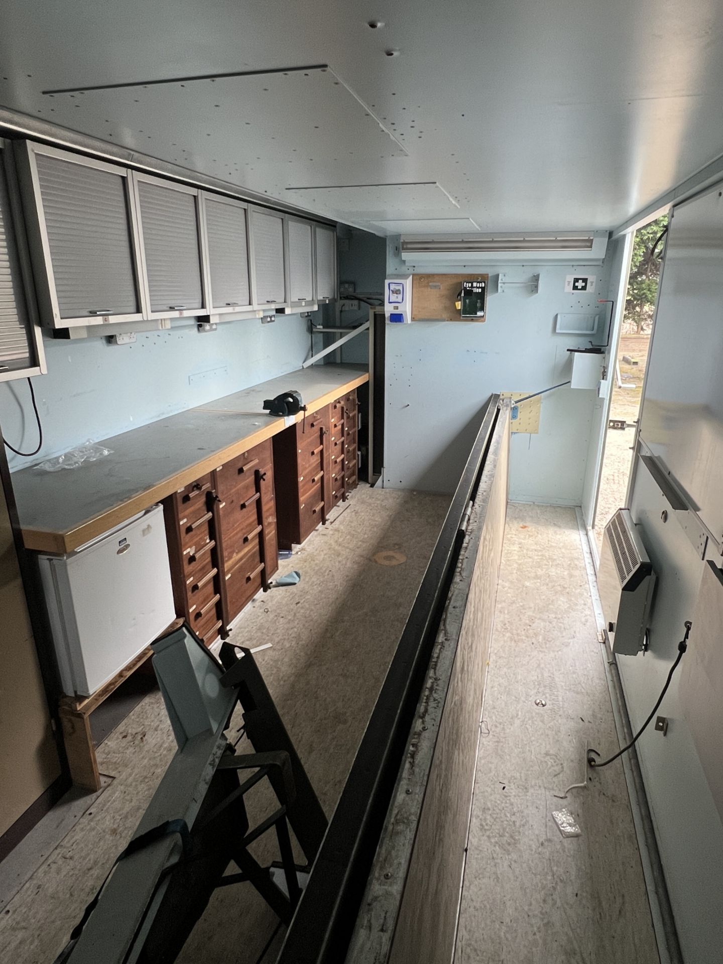 Giat Industries 20ft mobile accommodation unit - full details in the description - Image 21 of 23