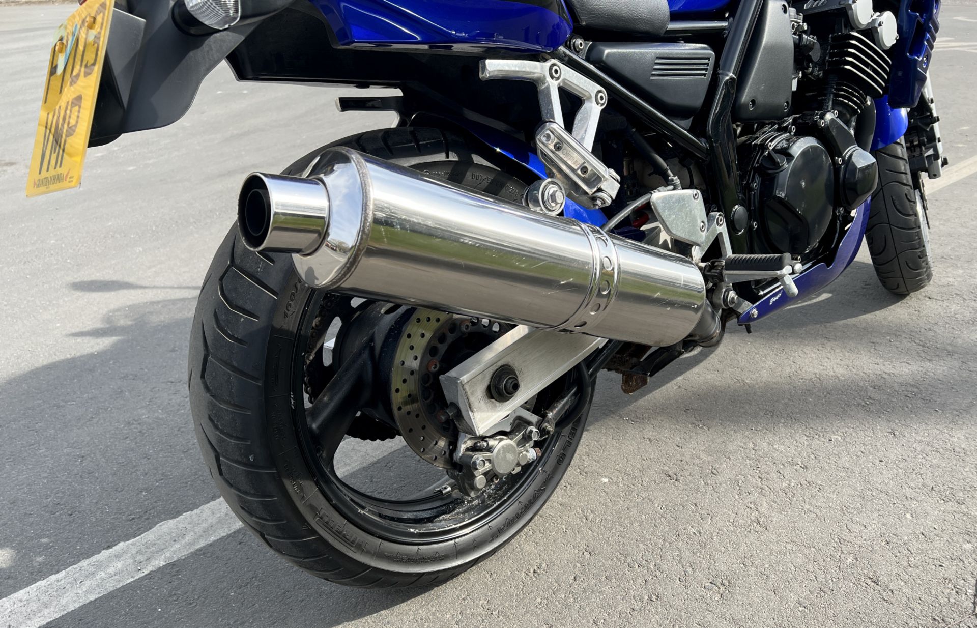 2003 Yamaha FZS 600 Fazer motorbike - 14761 Miles - 6 Speed Manual - 599cc - Petrol - Image 4 of 20