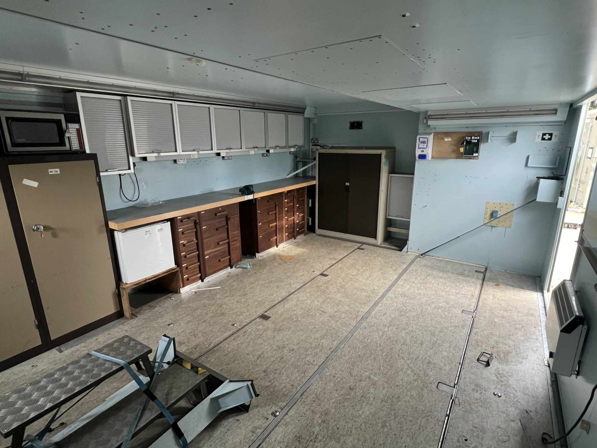 Giat Industries 20ft mobile accommodation unit - full details in the description - Image 5 of 23