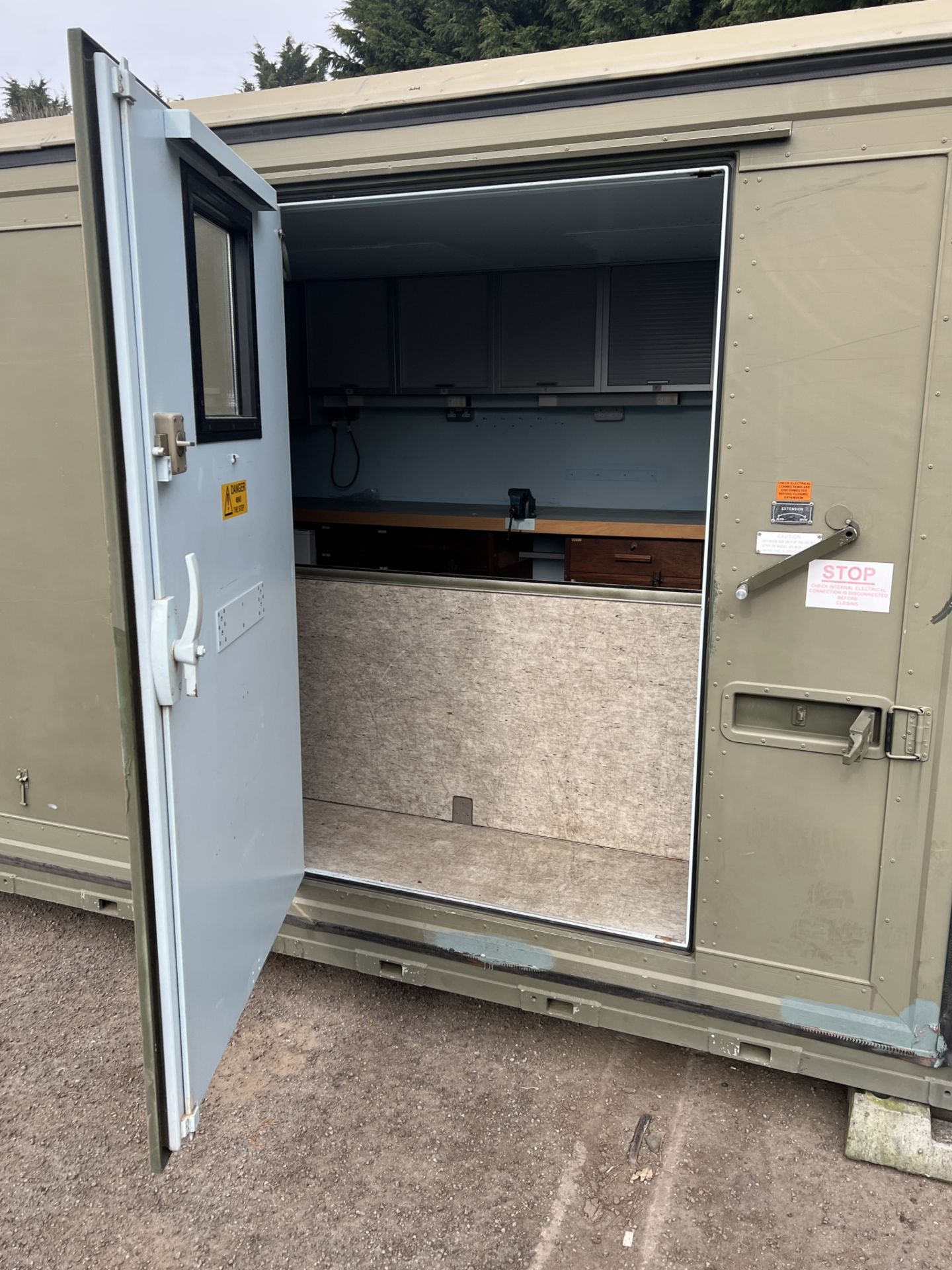 Giat Industries 20ft mobile accommodation unit - full details in the description - Image 18 of 23