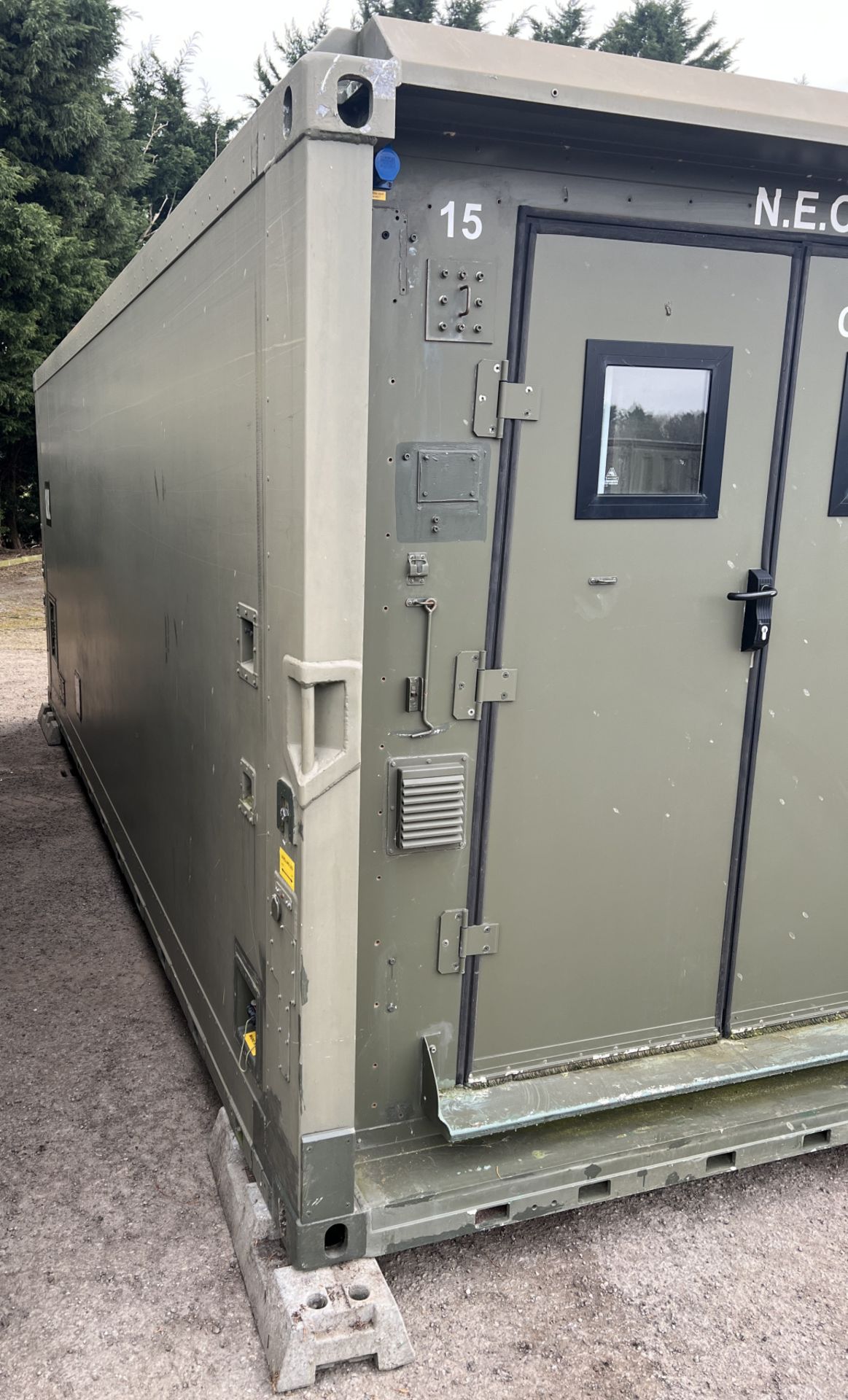 Giat Industries 20ft mobile accommodation unit - full details in the description - Image 16 of 23
