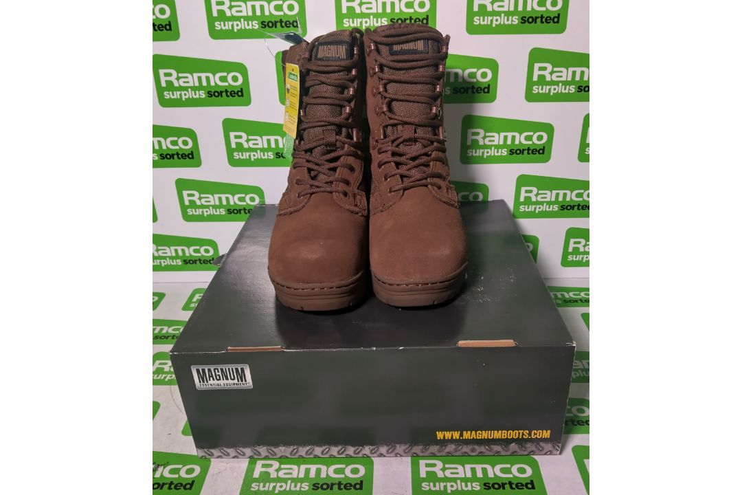 Magnum female desert combat boots - Size 3W - Image 2 of 5