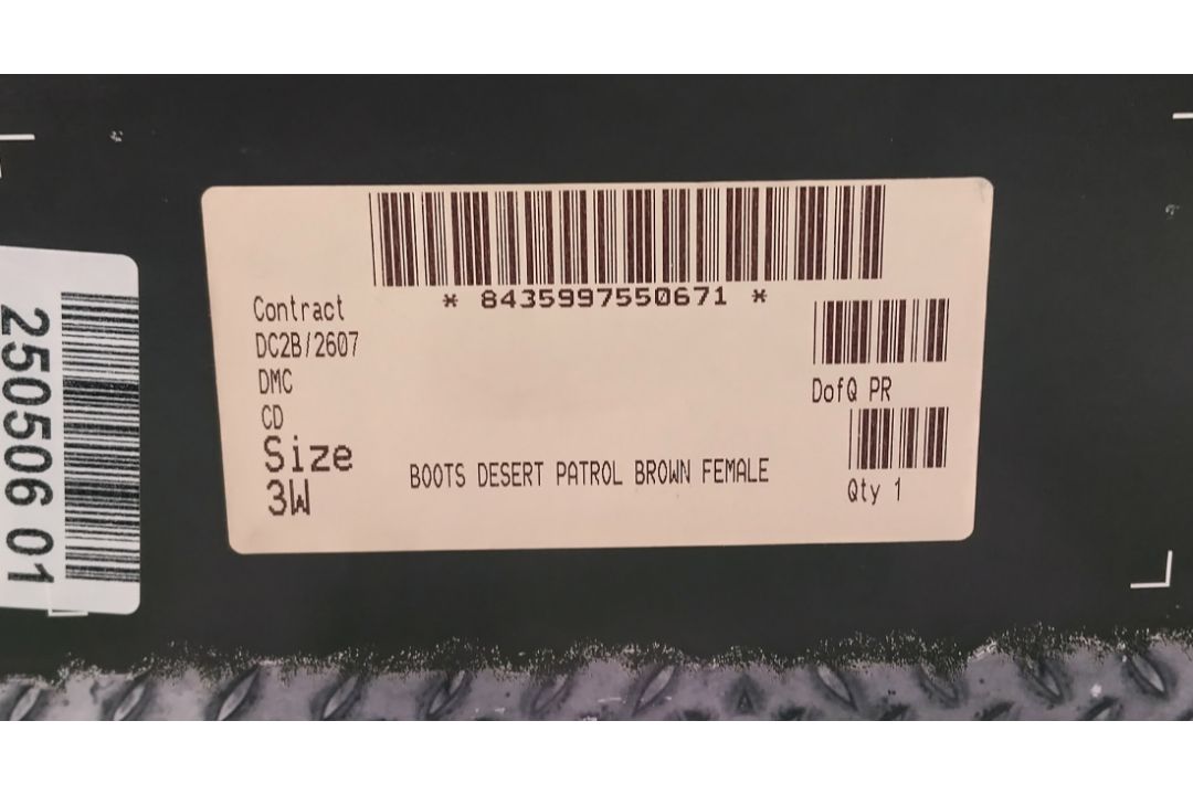 Magnum female desert combat boots - Size 3W - Image 4 of 5