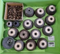 Universal grinding wheels - mixed types and sizes