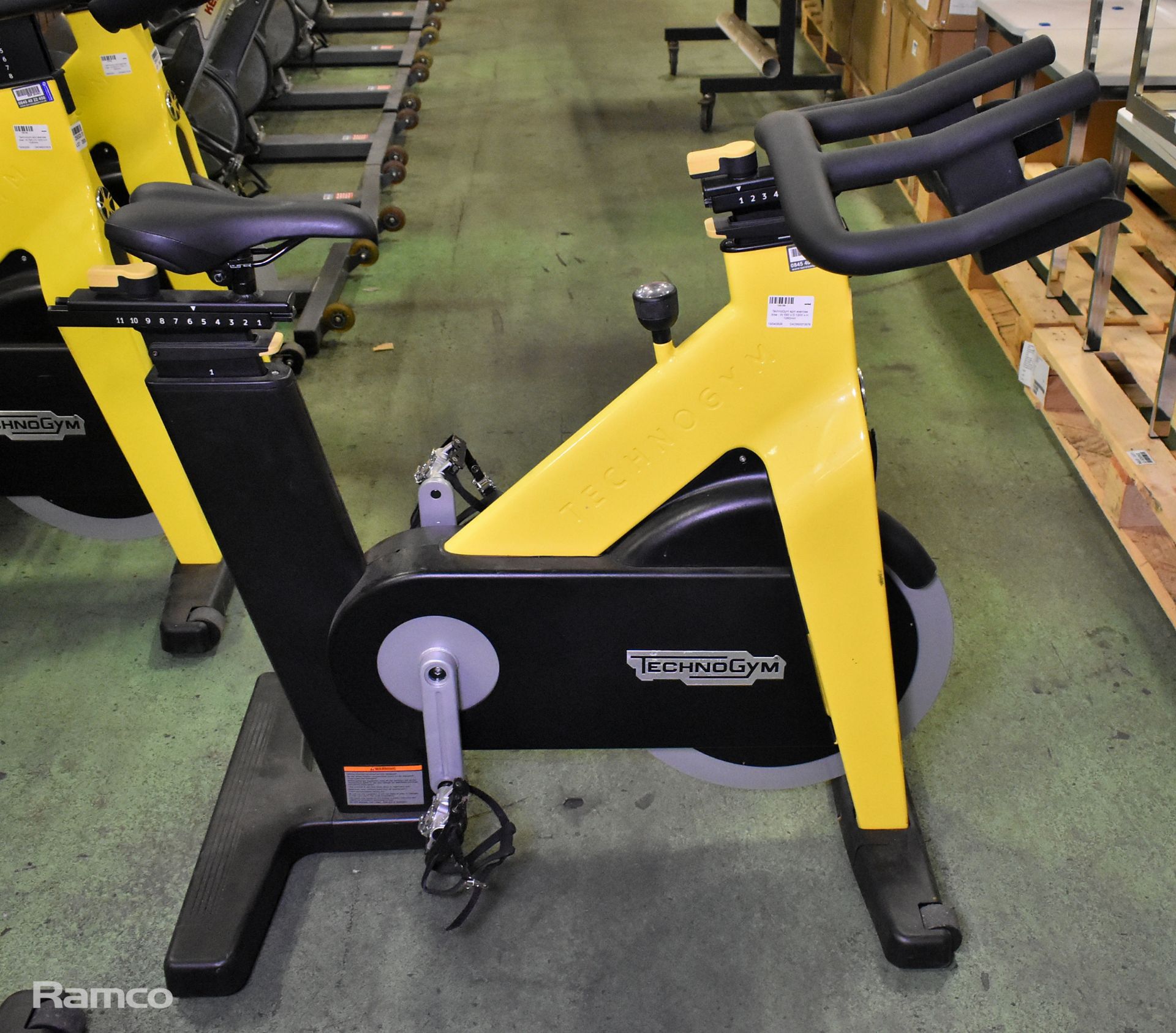 TechnoGym spin exercise bike - W 590 x D 1200 x H 1060mm - Image 5 of 7