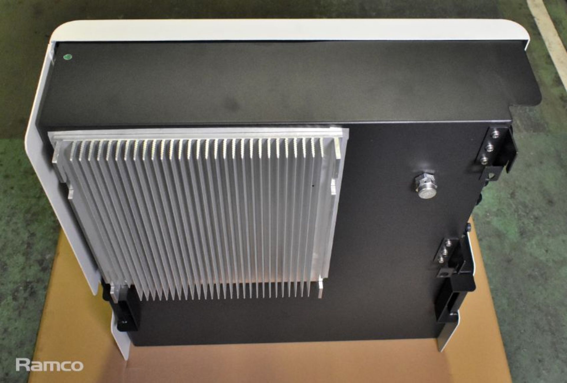 Alpha ESS Storion-SMILE-B3 residential all-in-one battery energy storage system - Image 3 of 11