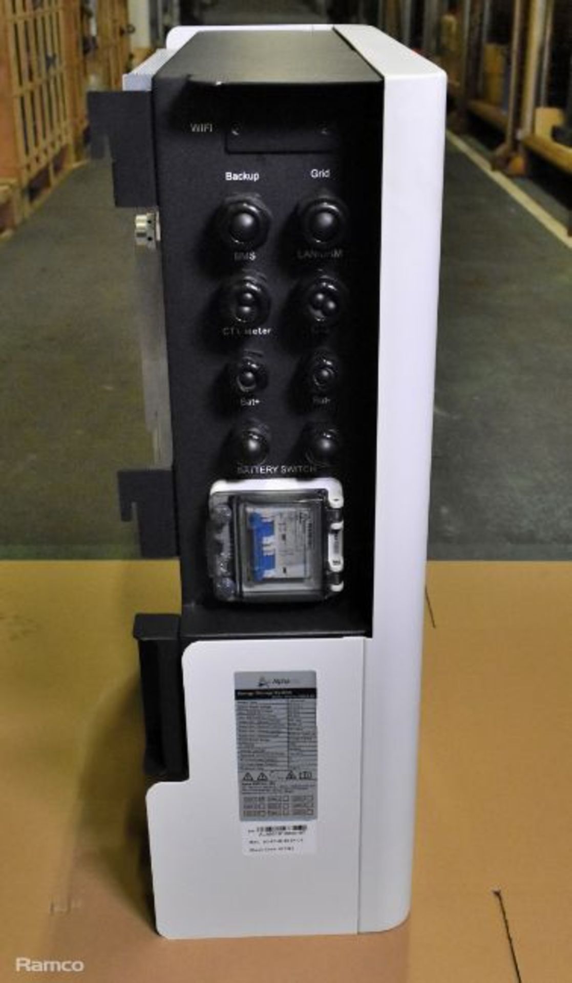 Alpha ESS Storion-SMILE-B3 residential all-in-one battery energy storage system - Image 4 of 11