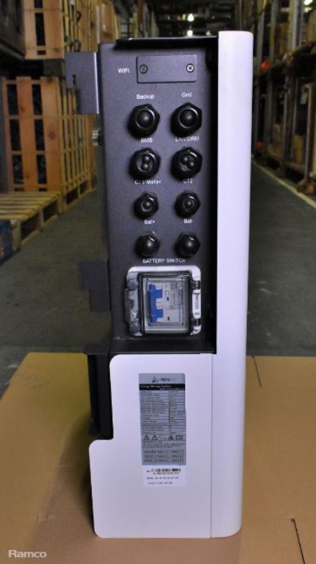 Alpha ESS Storion-SMILE-B3 residential all-in-one battery energy storage system - Image 5 of 11