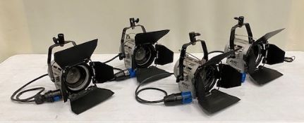 4x Arri 300 Plus Blu/Sil. Unpackaged weight 8.9kg.