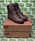 2x pairs of Iturri brown combat boots size 10M - Male