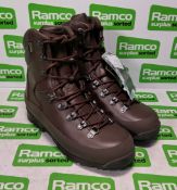 Iturri brown combat boots size 6M