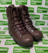 Iturri brown combat boots size 10L