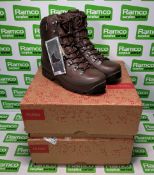 2x pairs of Iturri brown combat boots size 6L - Male
