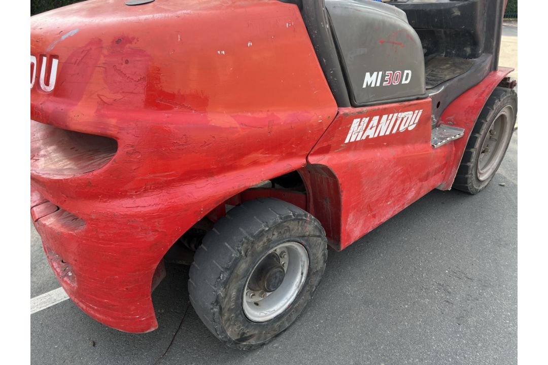 2014 Manitou MI 30 D diesel forklift truck - 3569 hours - full details in description - Image 31 of 34
