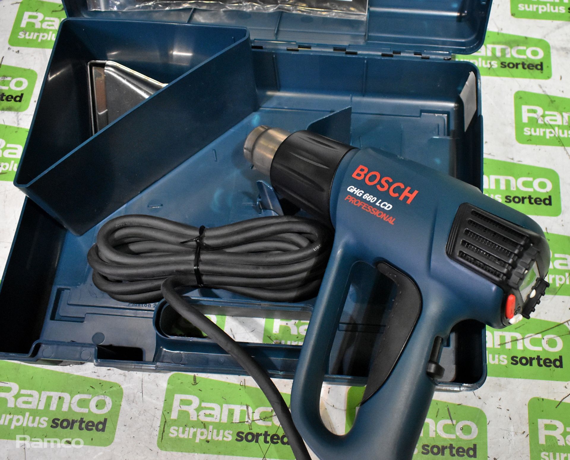 Bosch GHG 660 LCD 110V electric heat gun with case & Earlex HG2000 240v electric heat gun set - Image 4 of 7