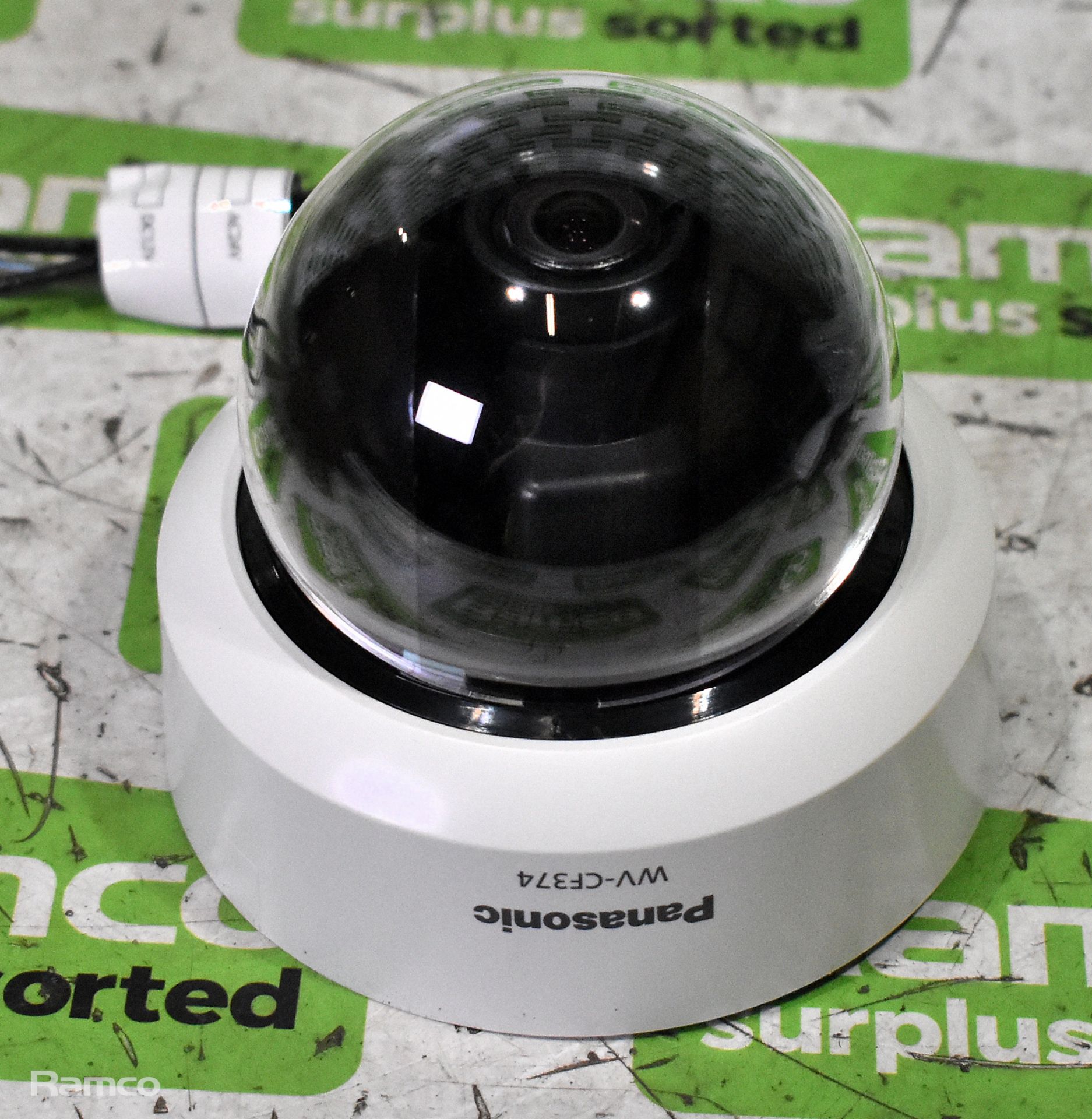 12x Panasonic WV-CF374E colour CCTV cameras - Image 2 of 6