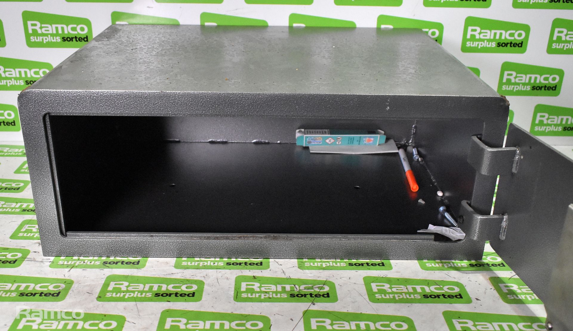 3x Phoenix Safe SS0311EH digital combination wall safes - graphite - Image 3 of 7