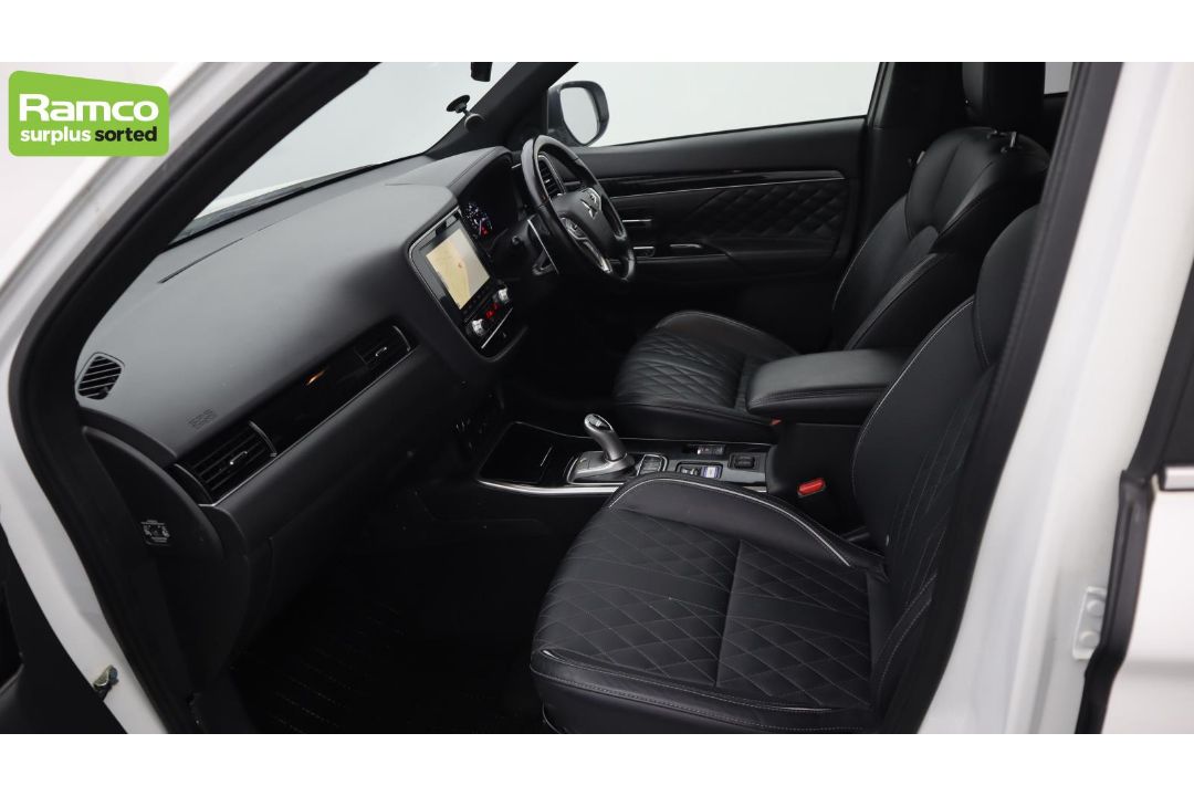 2020 Mitsubishi Outlander PHEV CVT Dynamic - Petrol/Electric Hybrid - 2.5L - 56837 miles - see desc. - Image 38 of 54