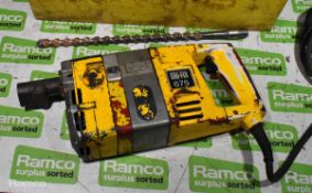 UNI-FIX 675 230V hammer drill / breaker with accessories and case