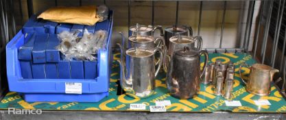 Approx 1000 teaspoons, 6x ESPN teapots, 12x ESPN pepper shakers & ESPN milk jug