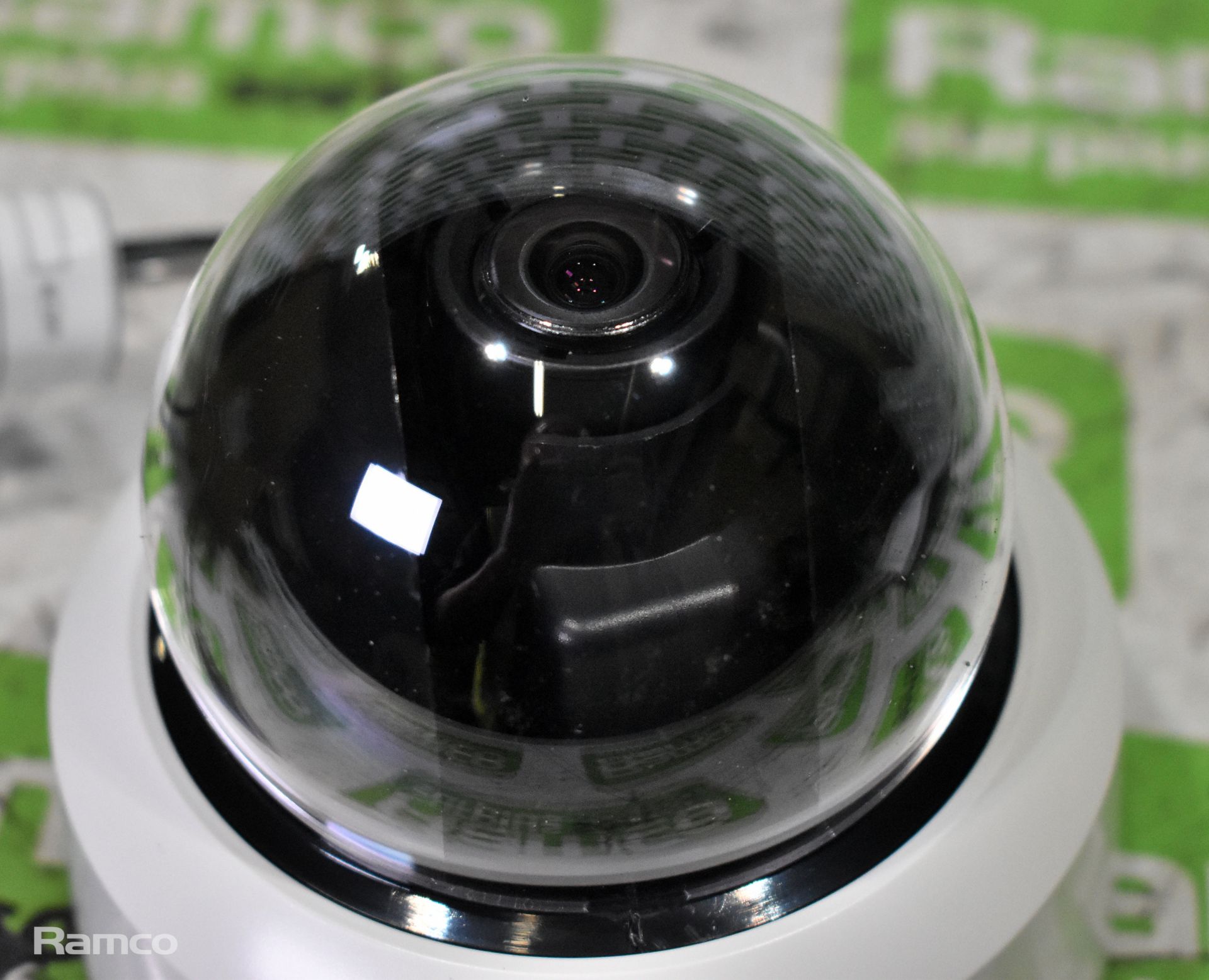 12x Panasonic WV-CF374E colour CCTV cameras - Image 4 of 6