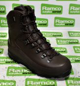 Iturri brown combat boots - size 8M