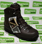 Iturri brown combat boots - size 5L