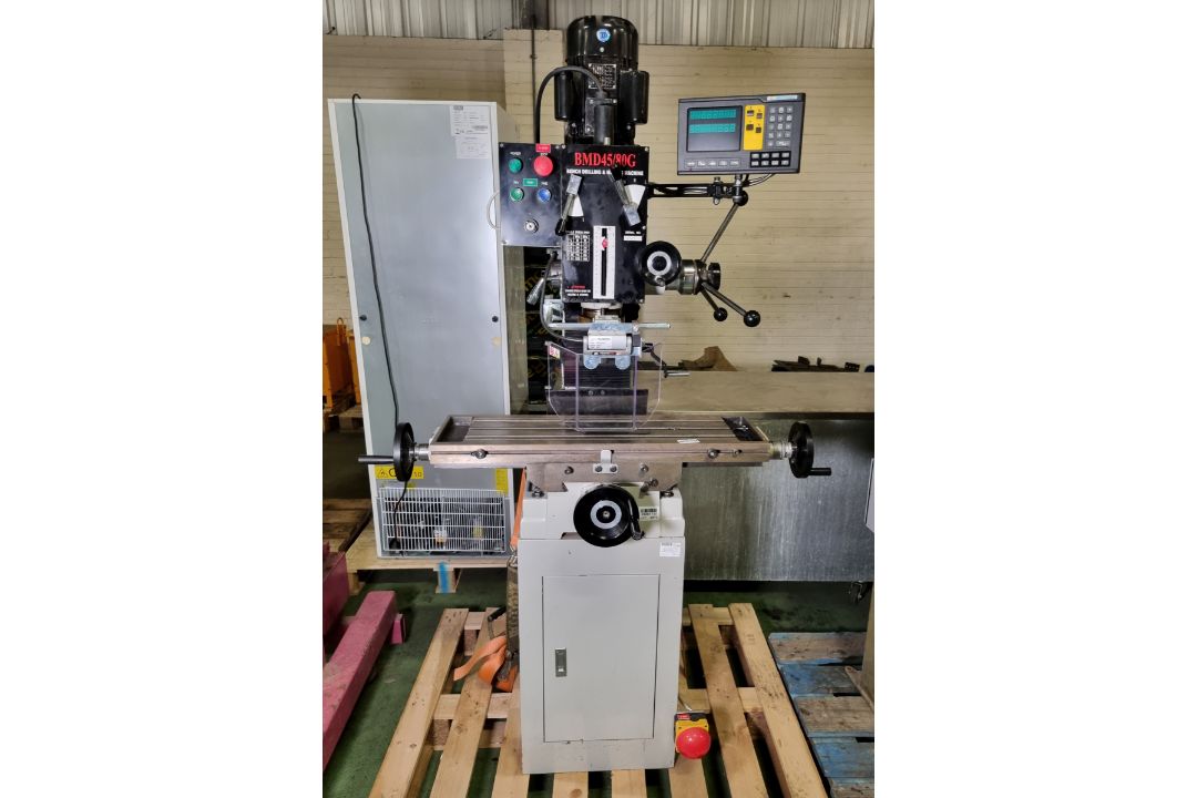Bench drilling and milling machine mounted on a tool cabinet with spares and accessories - Image 1 of 12
