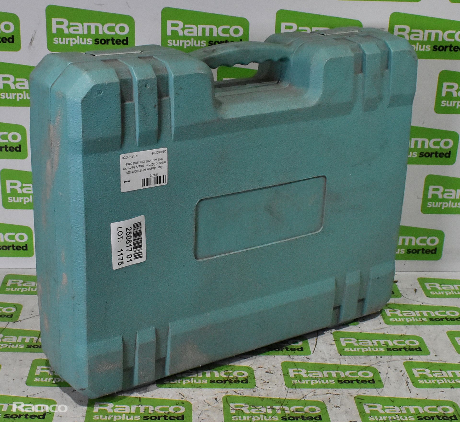 Tool Master RH1100/110V electric 32mm rotary hammer drill with drill bits and case - Image 6 of 6