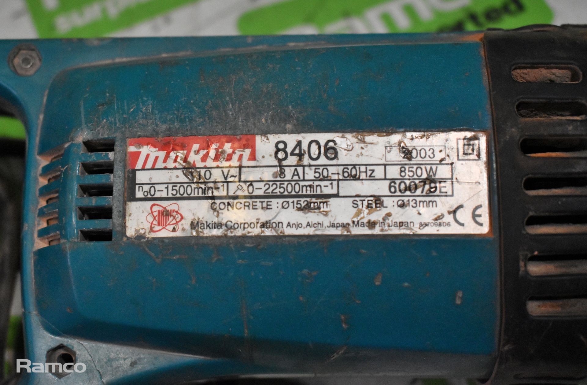 Makita 8406 110V 850W rotary diamond core drill and case - Image 4 of 7