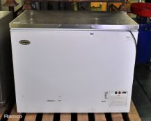 Foster FCF305 white chest freezer - W 1050 x D 700 x H 870mm