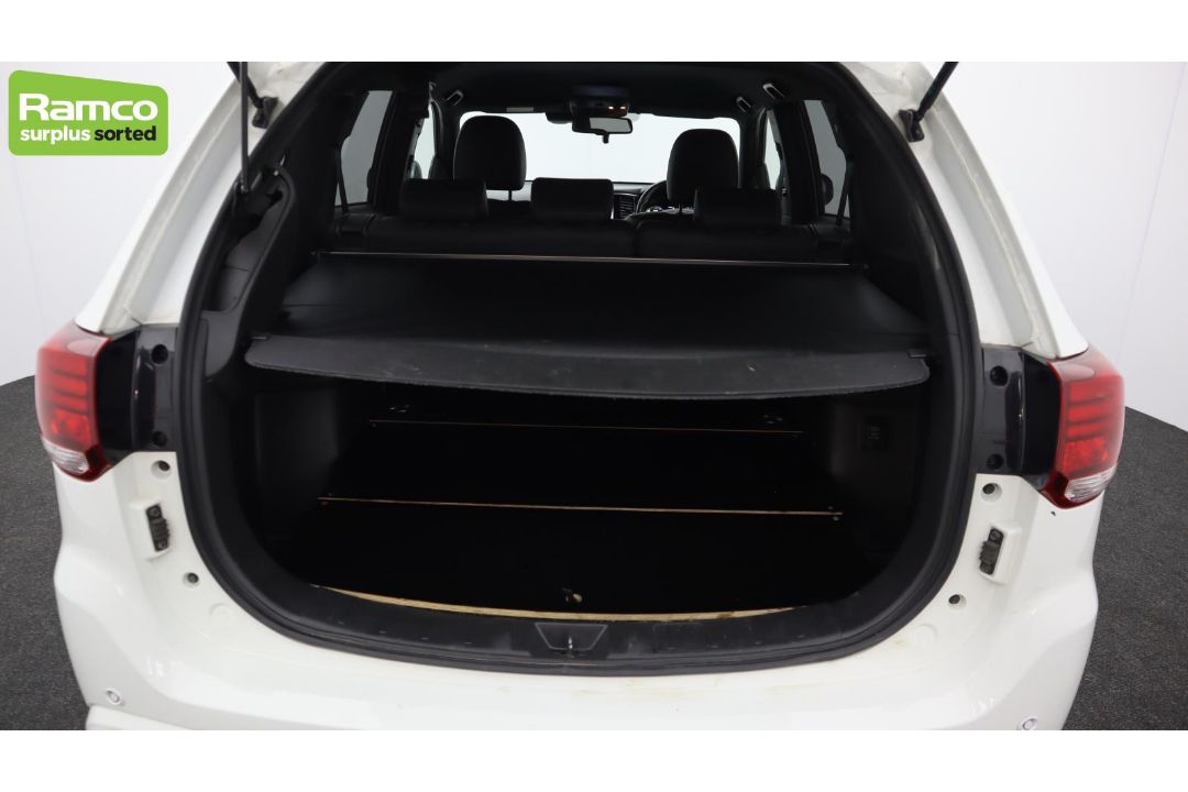 2020 Mitsubishi Outlander PHEV CVT Dynamic - Petrol/Electric Hybrid - 2.5L - 56837 miles - see desc. - Image 30 of 54
