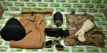 Various types of ex-military hardware and accessories - 141kg – may require repair / be incomplete