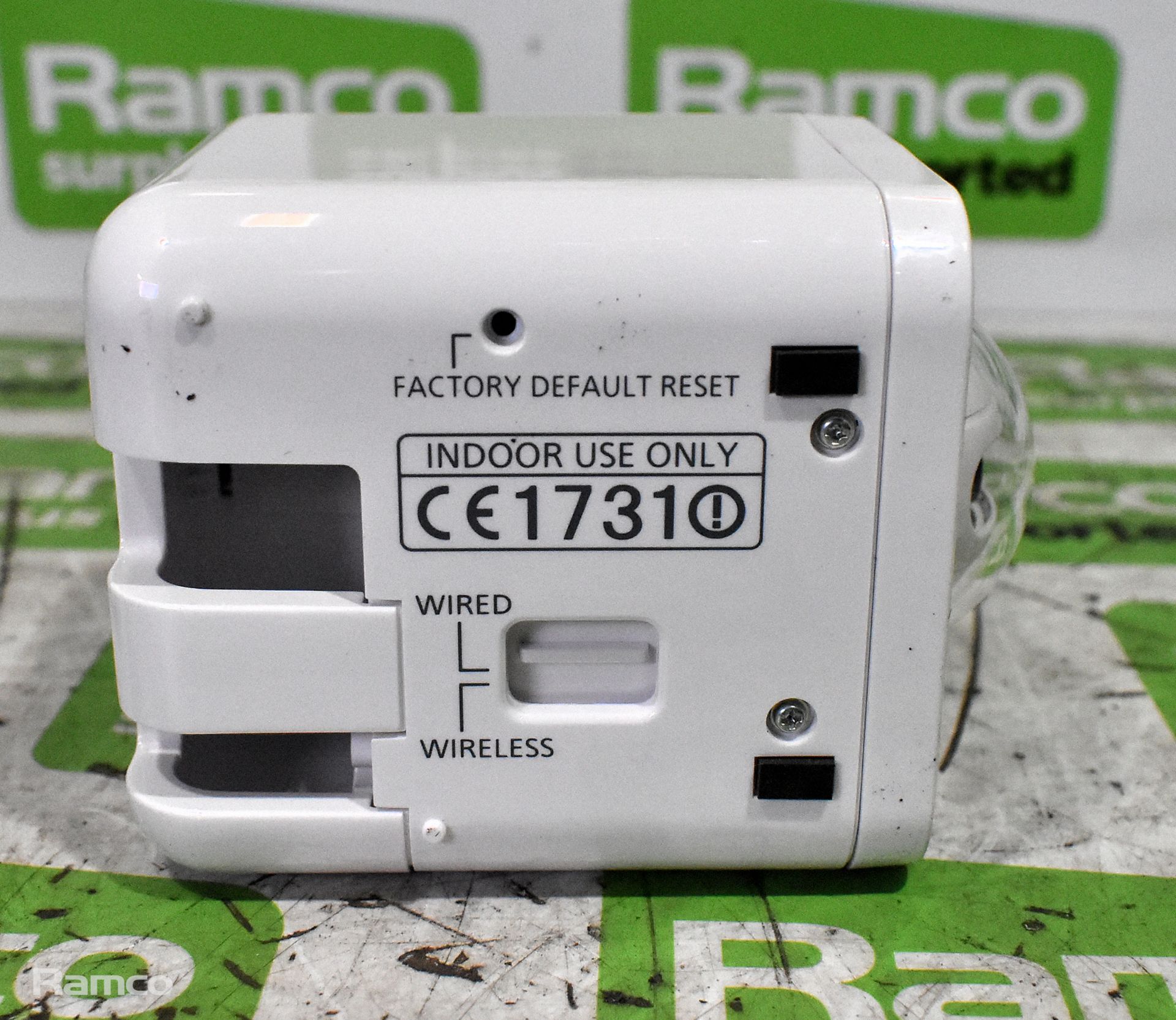 17x Panasonic BL-C230 wireless network cameras - Image 4 of 7