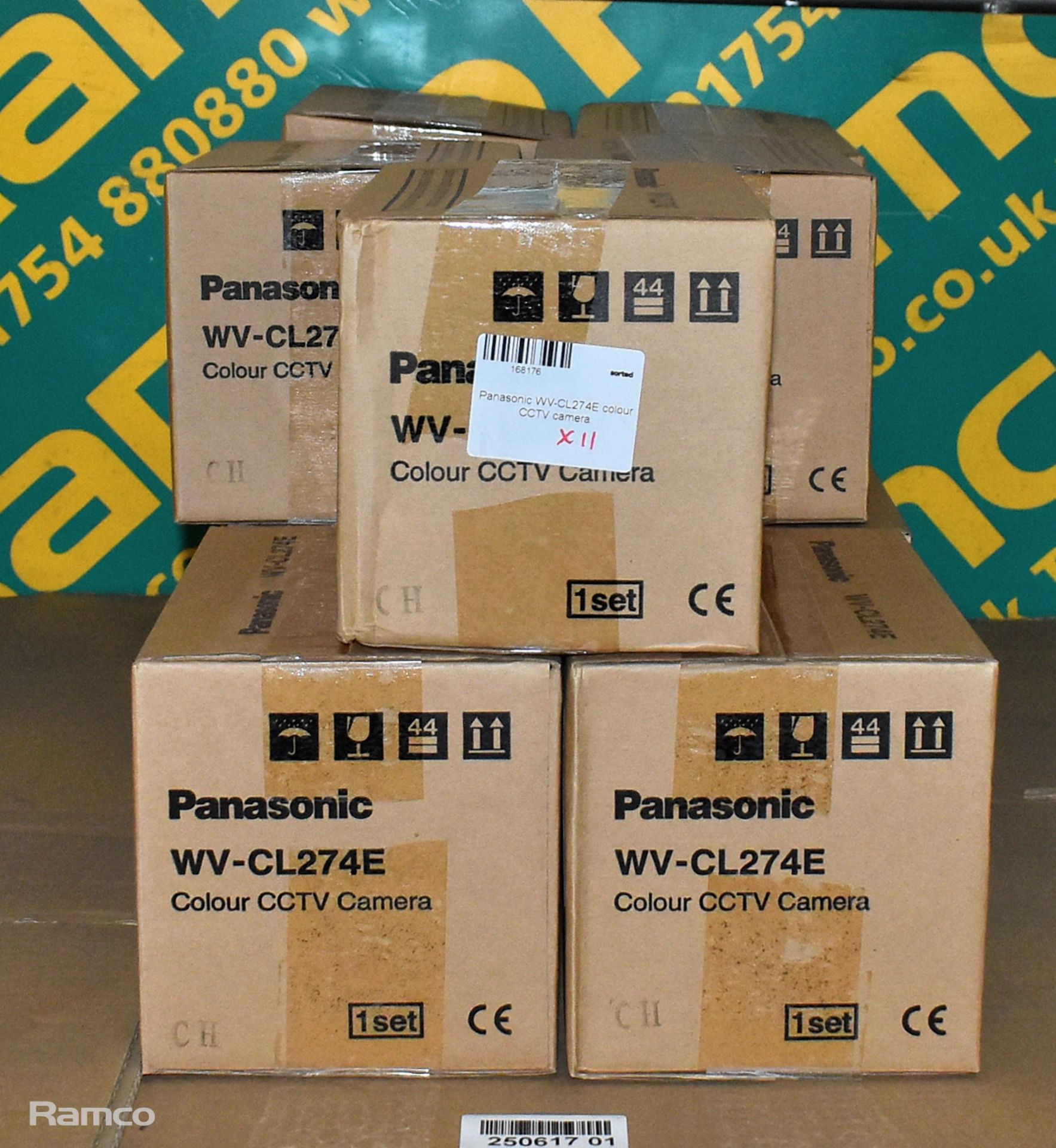 11x Panasonic WV-CL274E colour CCTV cameras - Image 5 of 5