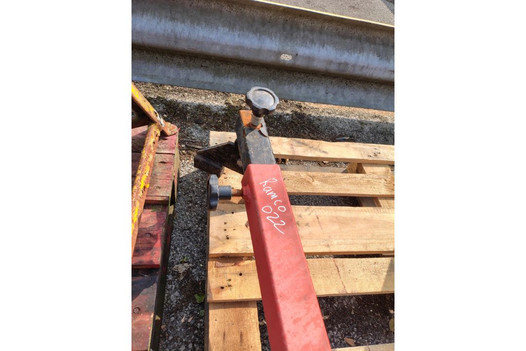 Sealey engine lifting beam - 500kg capacity - Image 2 of 3