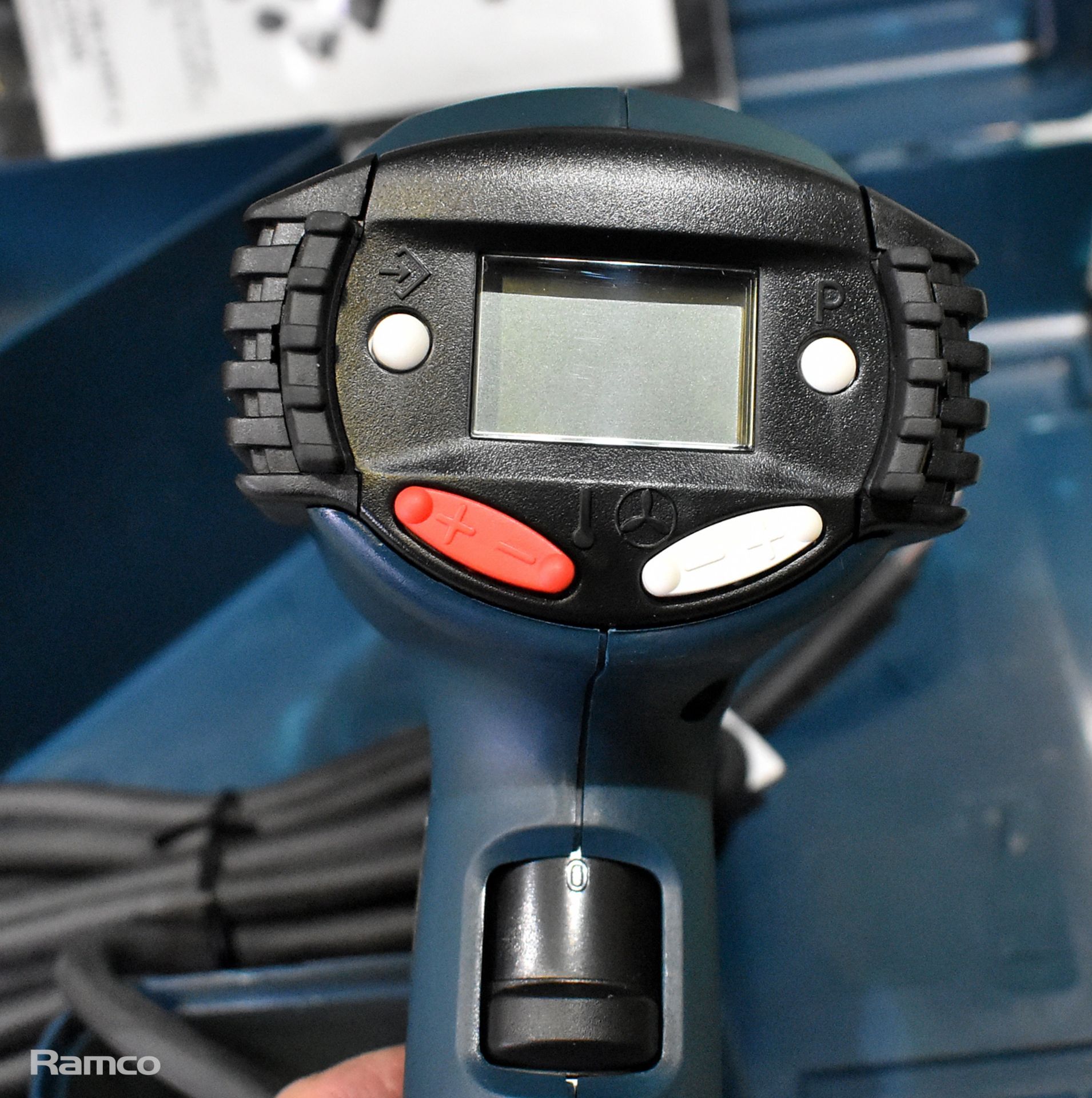 Bosch GHG 660 LCD 110V electric heat gun with case & Earlex HG2000 240v electric heat gun set - Image 5 of 7