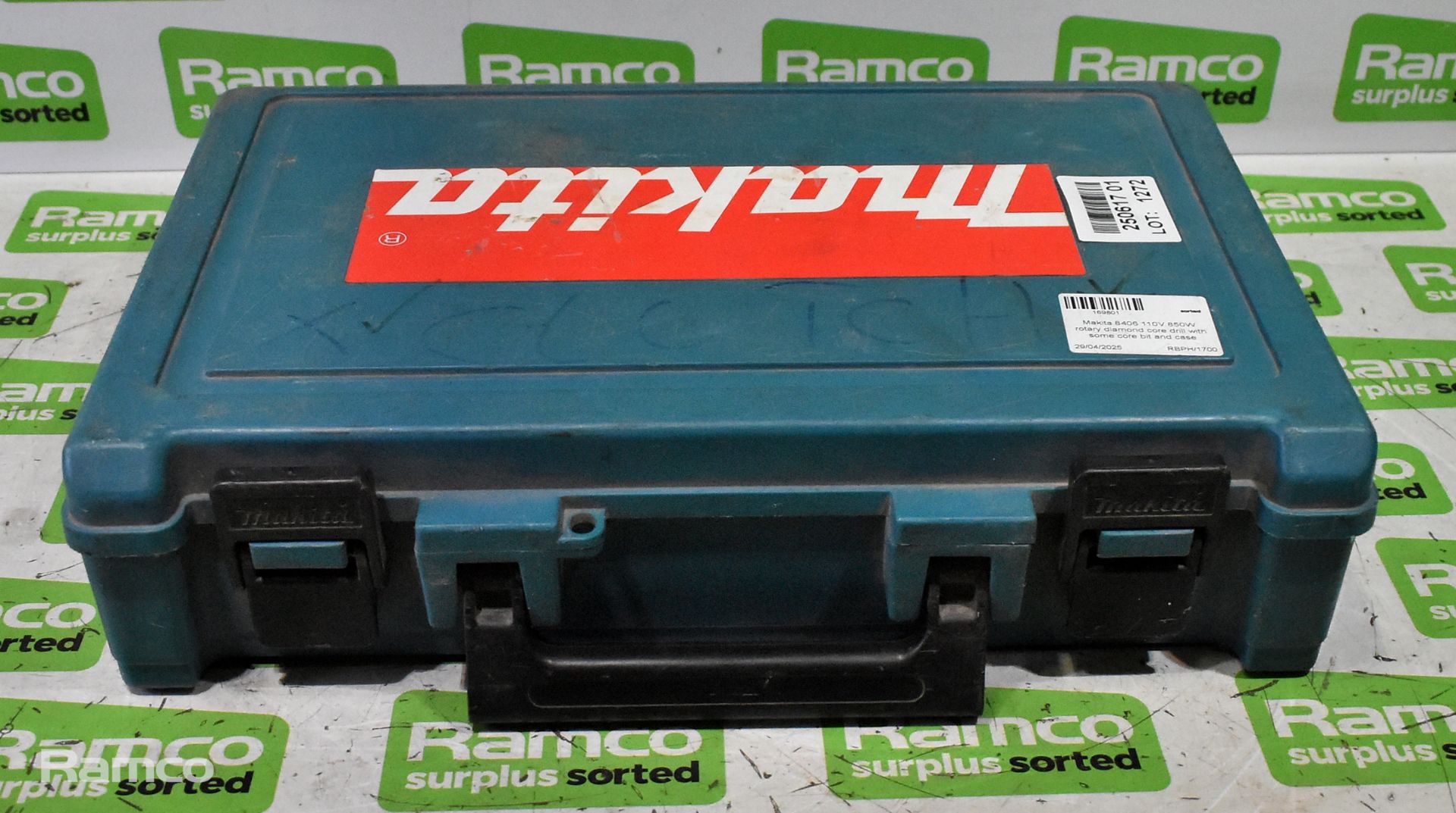 Makita 8406 110V 850W rotary diamond core drill with some core bit and case - Image 7 of 7