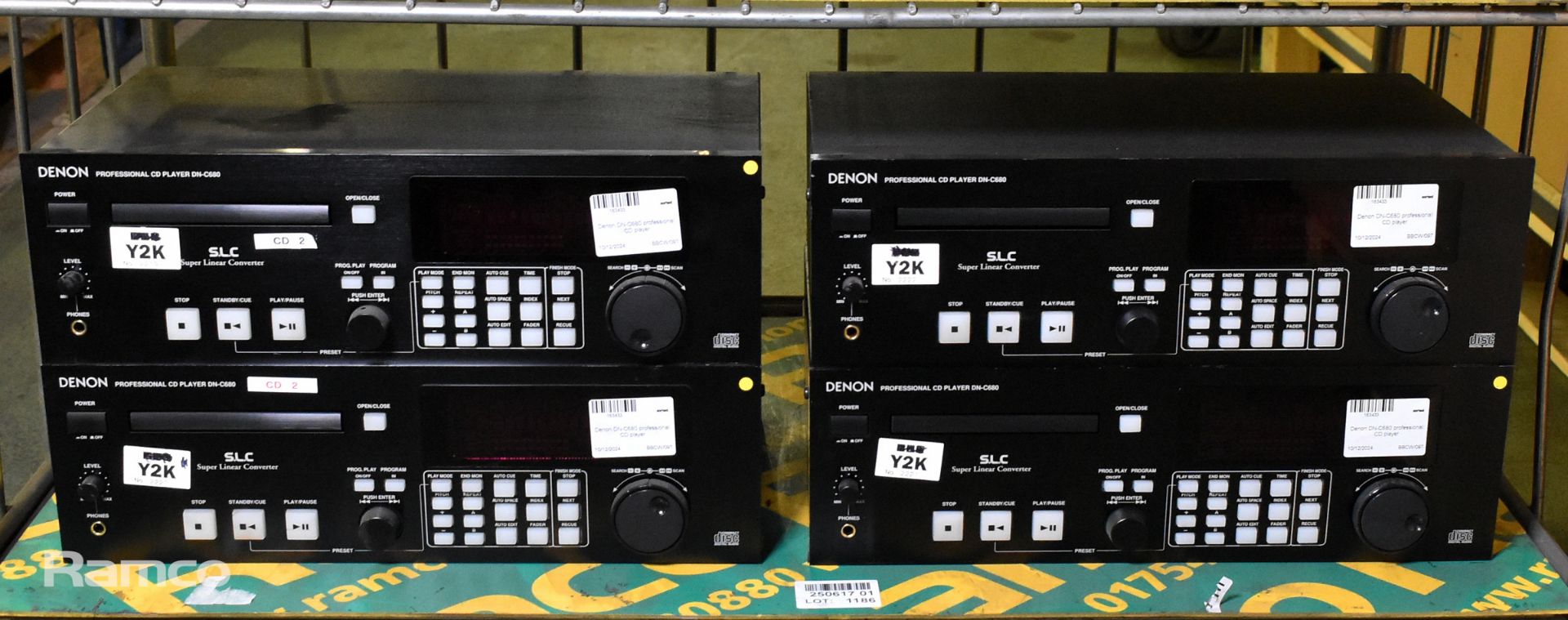 4x Denon DN-C680 professional CD players