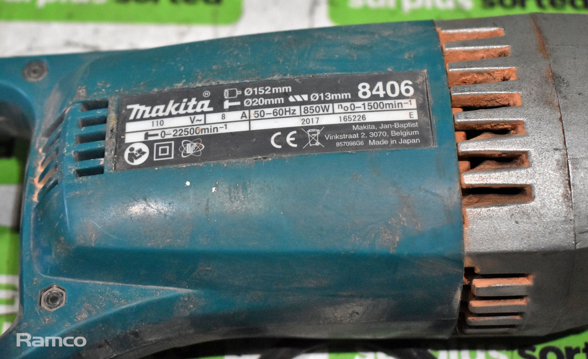Makita 8406 110V 850W rotary diamond core drill with some core bit and case - Image 3 of 7