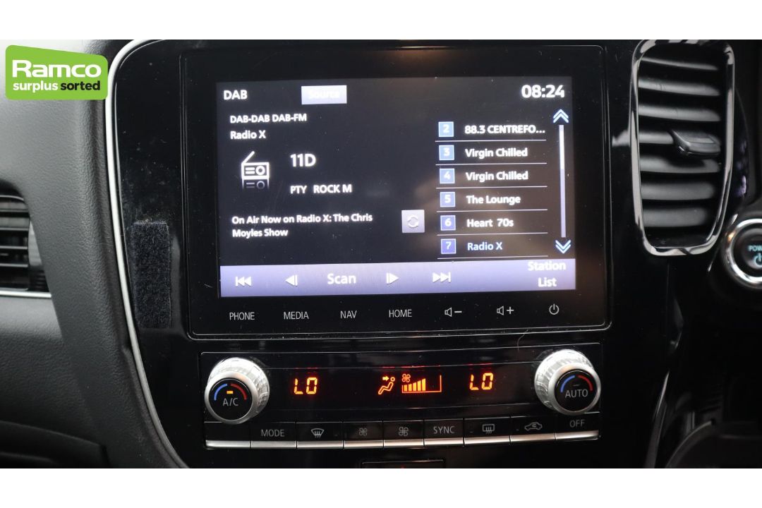 2020 Mitsubishi Outlander PHEV CVT Dynamic - Petrol/Electric Hybrid - 2.5L - 56837 miles - see desc. - Image 15 of 54